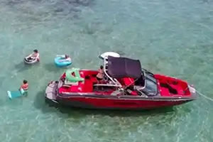 Private Boat Crab Island Excursion